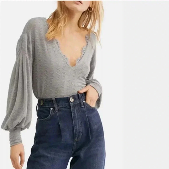 Free People Dream Girl Knit Top Blouse in Storm Grey Size L - Picture 1 of 5